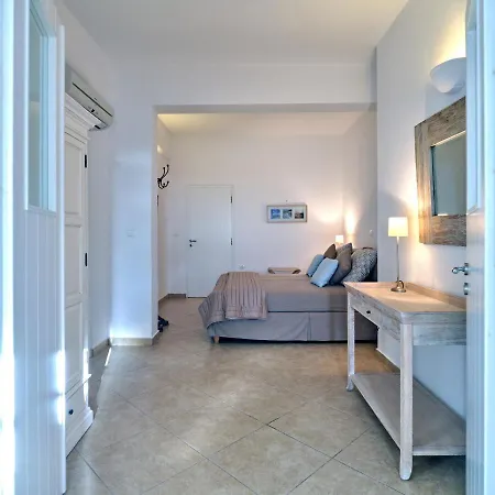 Villa Mia Paros *