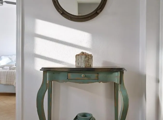 Mia Paros * Agia Irini (Paros)